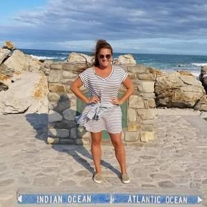 Meet your Posher, Carrie